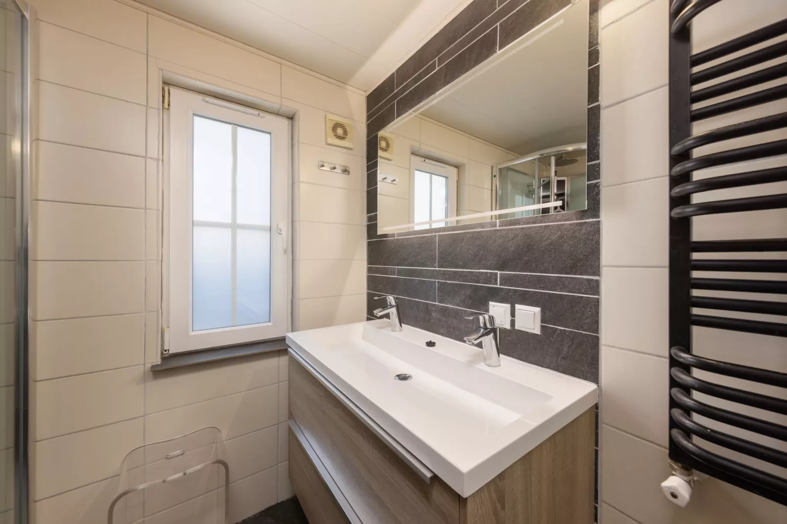 Recreatiepark Tolplas 7-Bathroom