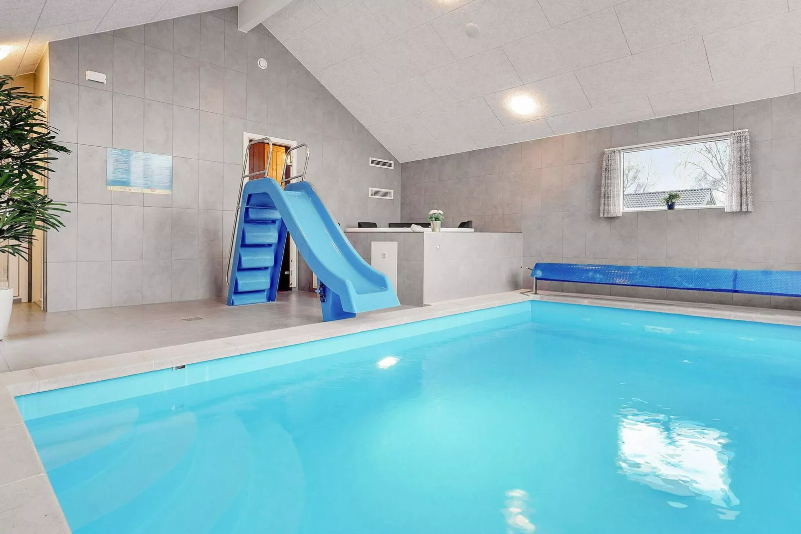 Luxus-Retreat mit Pool -- By Traum Ferienwohnungen-Schwimmbad