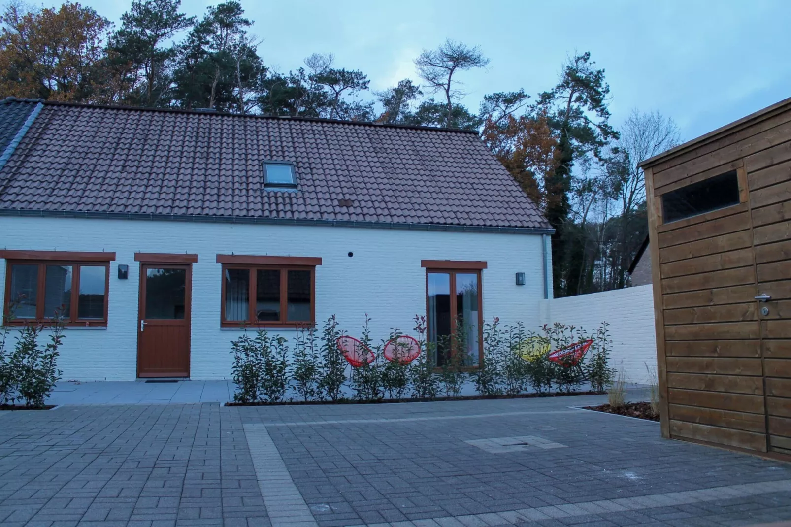 Le Louis-Exterior summer