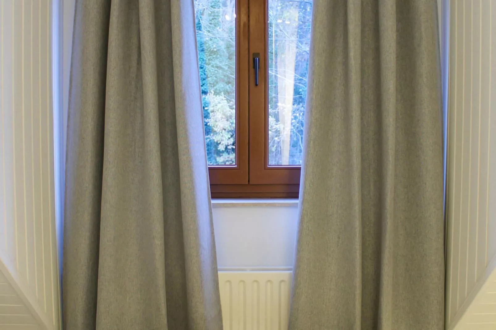 Le Louis-Bedroom