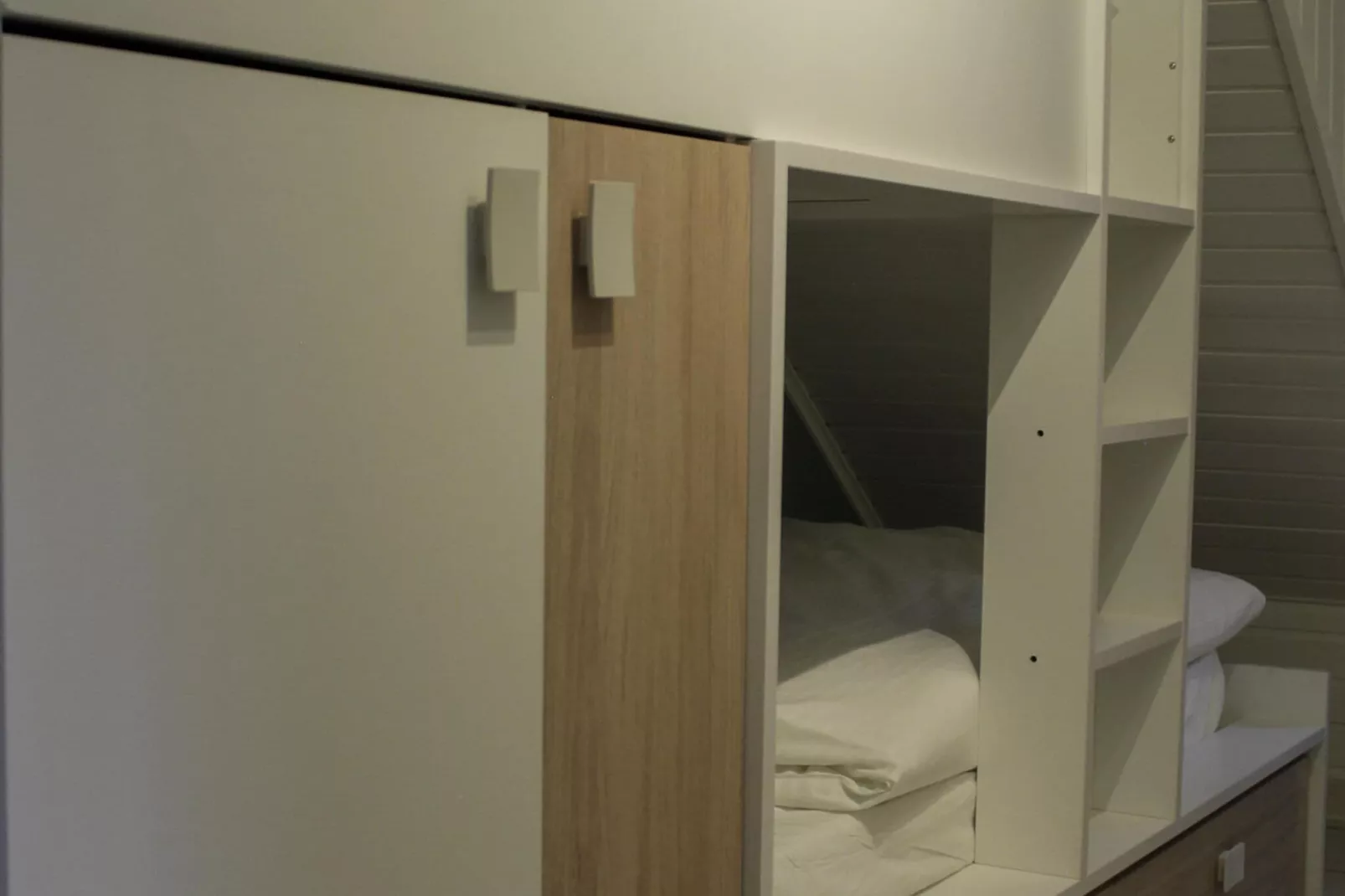 Le Louis-Bedroom