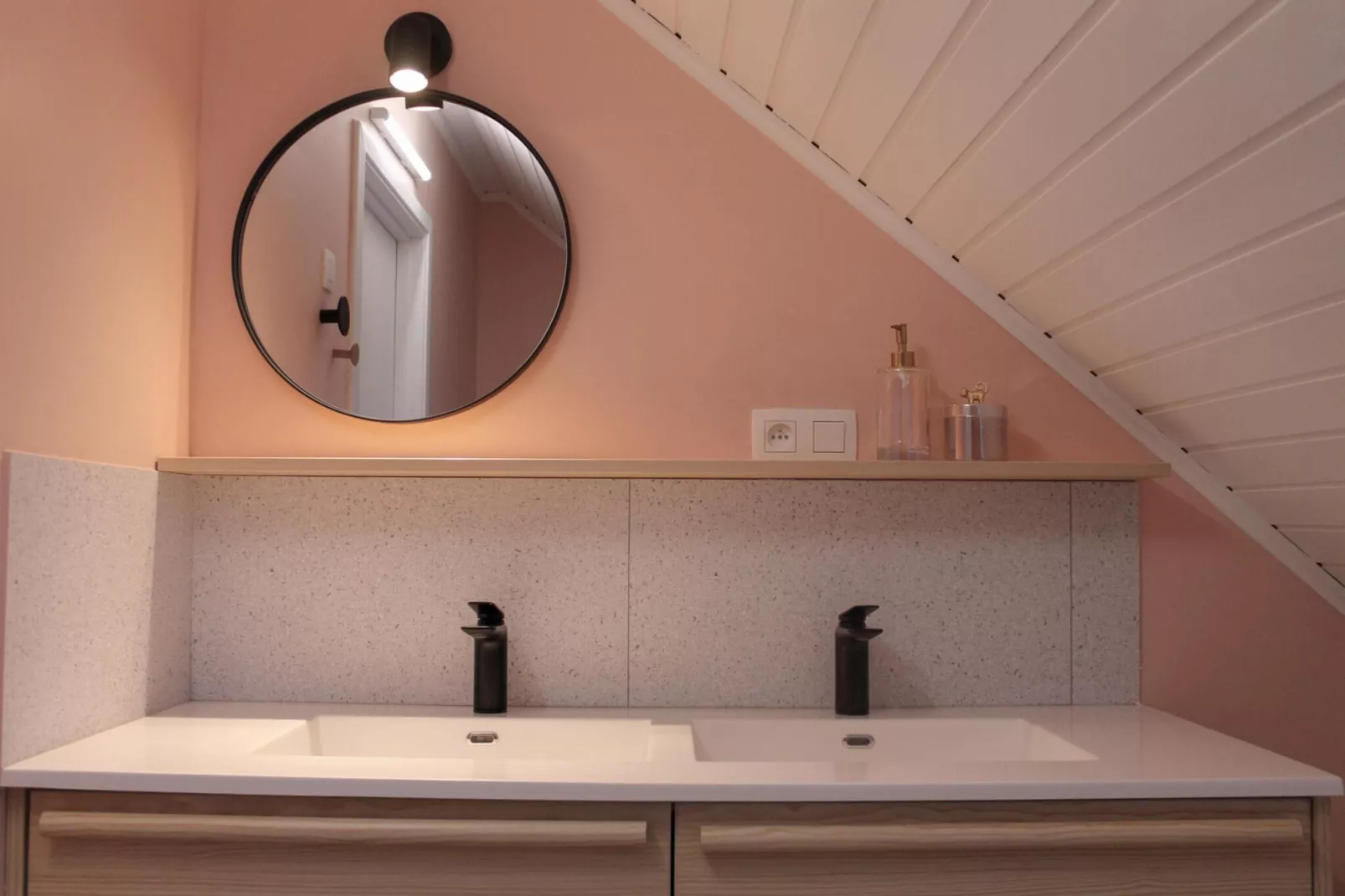 Le Louis-Bathroom