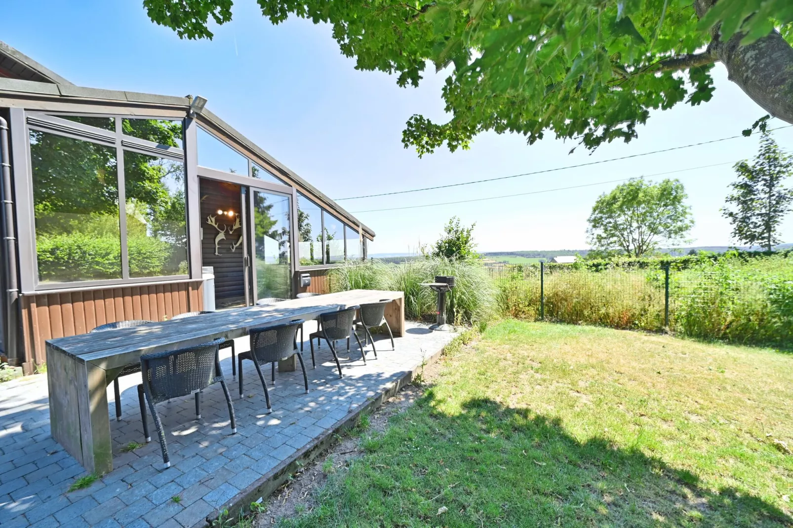 Arbre Dressé-Terrace balcony