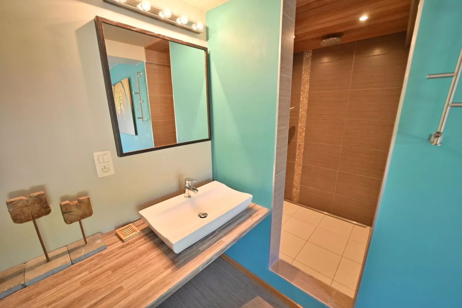 Arbre Dressé-Bathroom