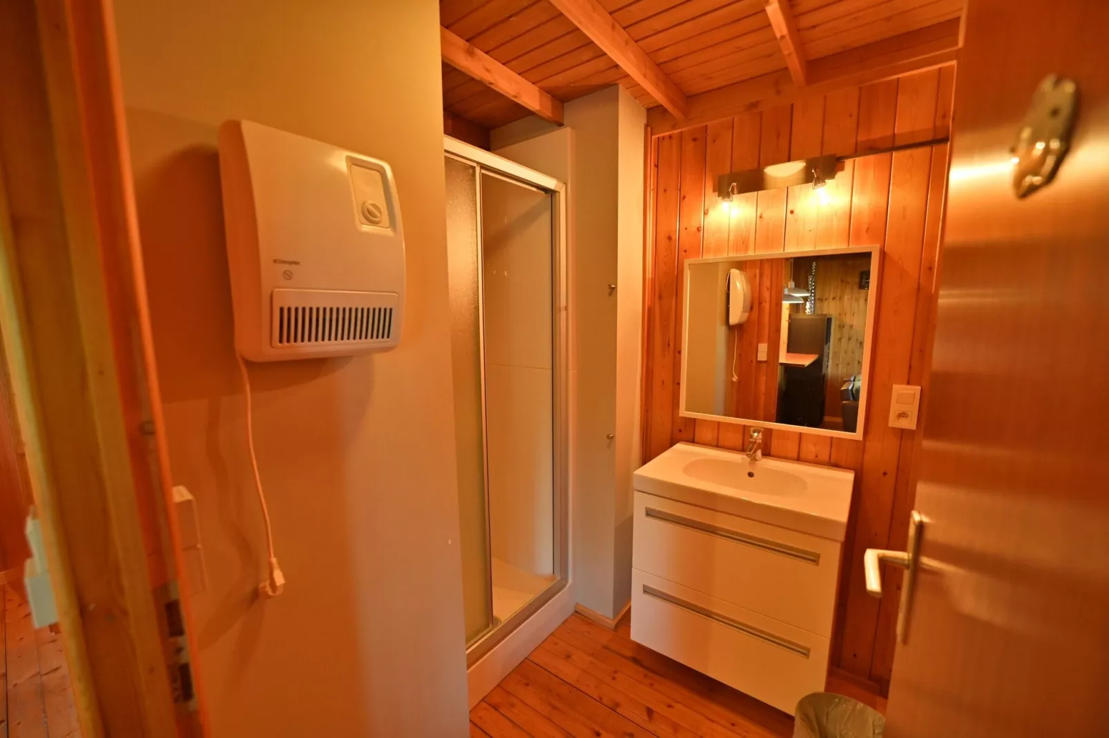 Arbre Dressé-Bathroom
