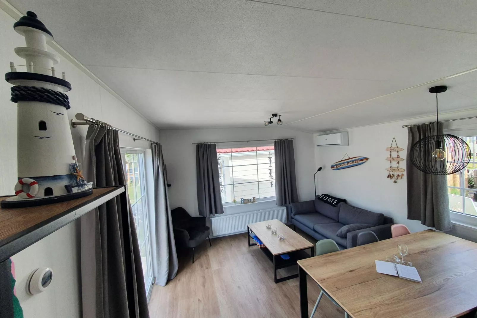 Vakantiepark Duinzicht 5-Living room
