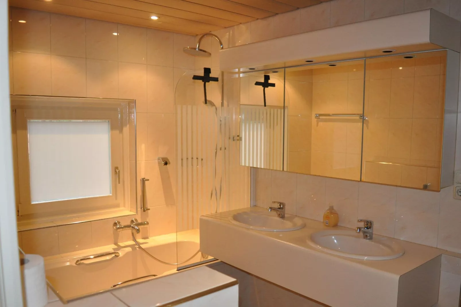 Dorpswoning Het Jagershuis-Bathroom