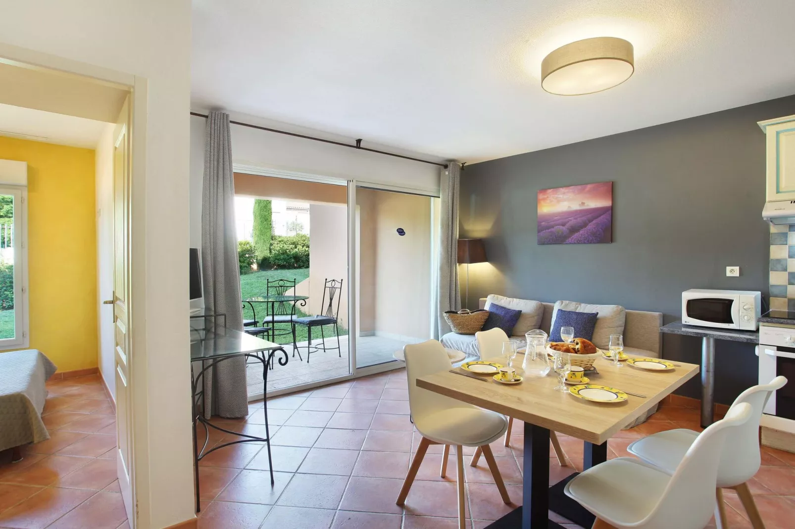 	 Résidence La Licorne de Haute-Provence 5-Living room