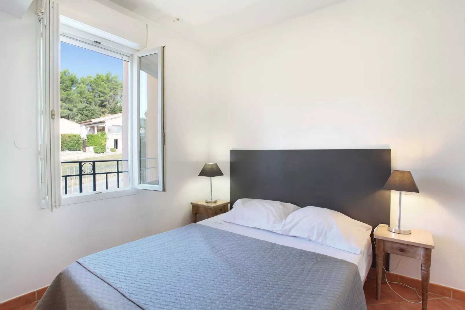 	 Résidence La Licorne de Haute-Provence 5-Bedroom