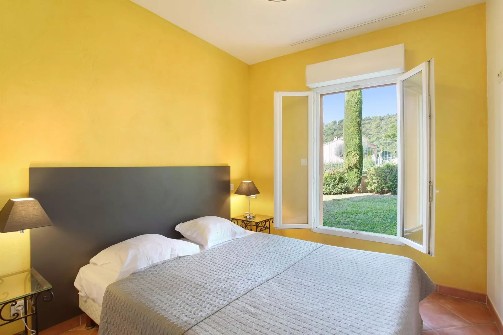 	 Résidence La Licorne de Haute-Provence 5-Bedroom