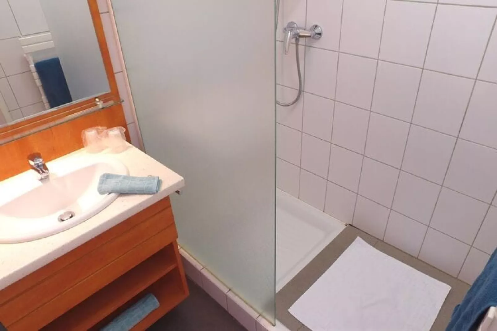 Residence Orbey Alsace // Apt 2 pcs 5 pers et 1 bébé / avec balcon-Badezimmer