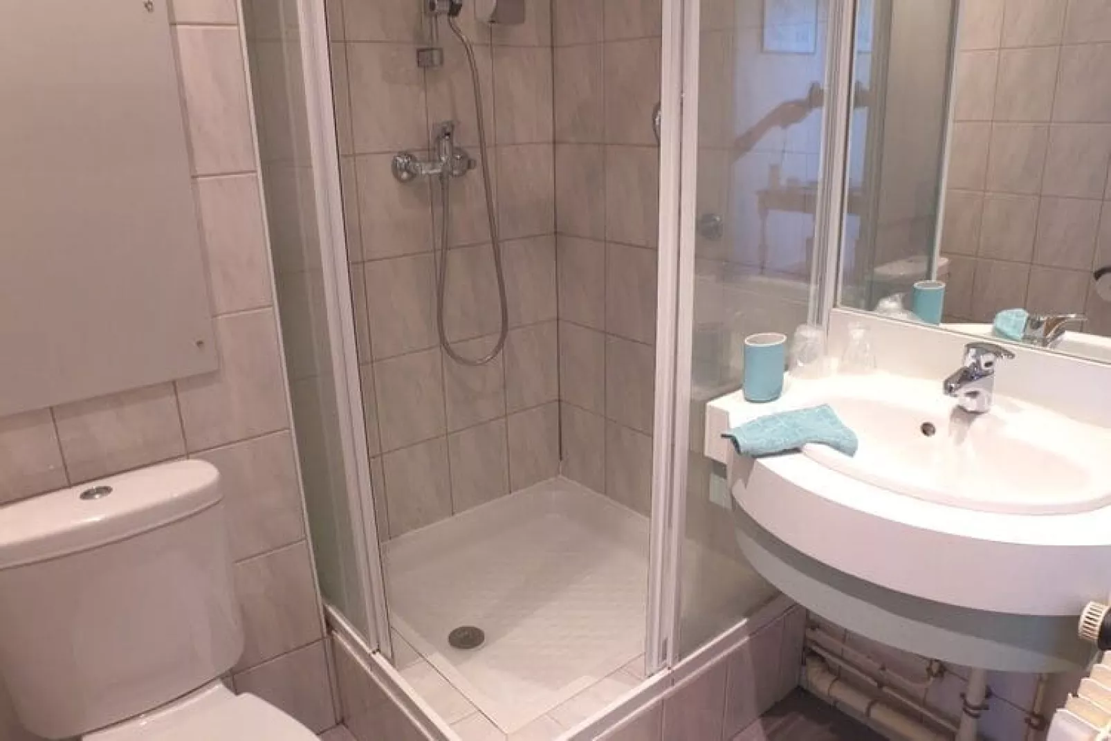 Residence Orbey Alsace // Apt 2 pcs 5 pers et 1 bébé / avec balcon-Badezimmer
