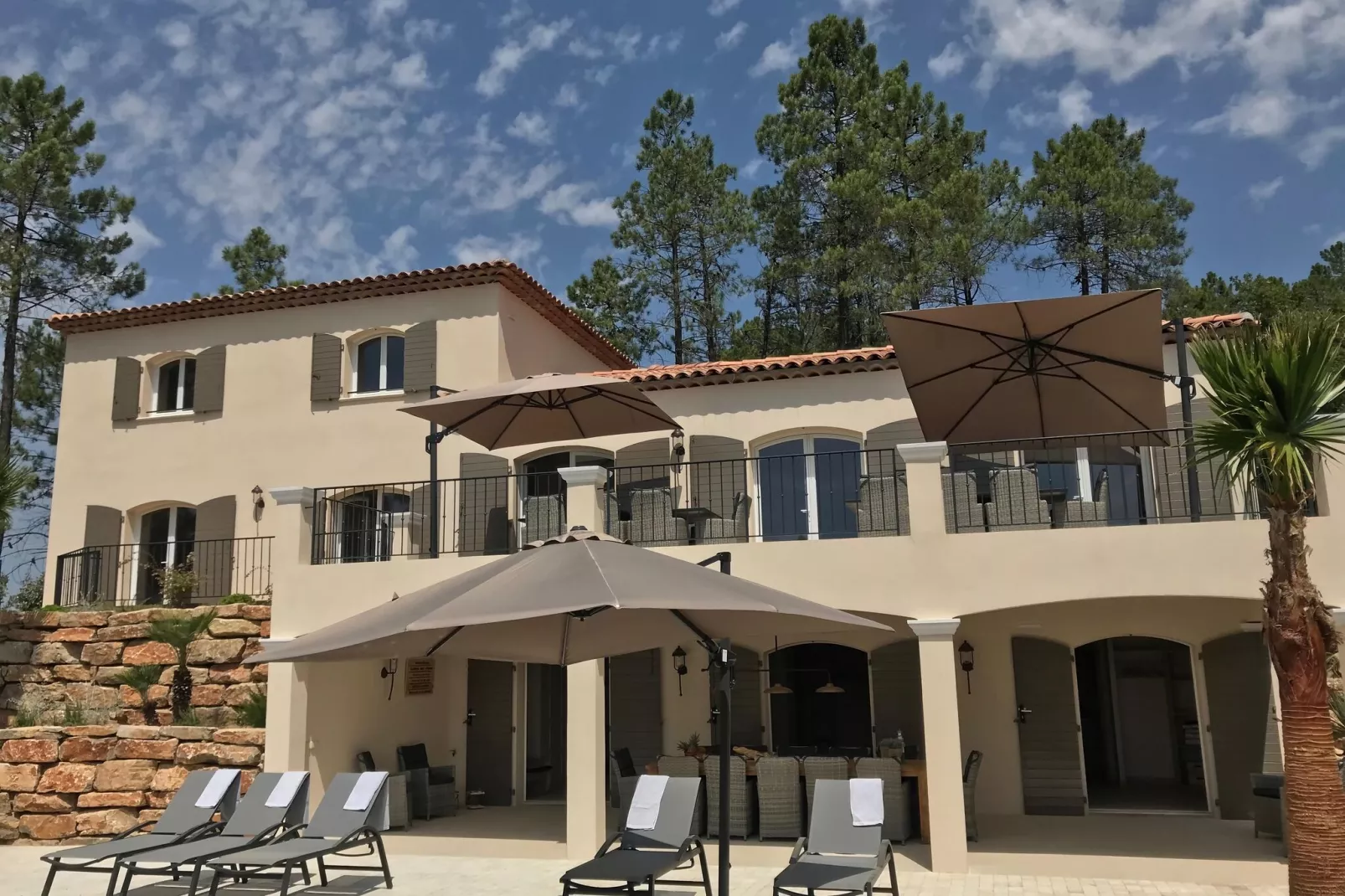 Villa Athos 14p-Exterior summer