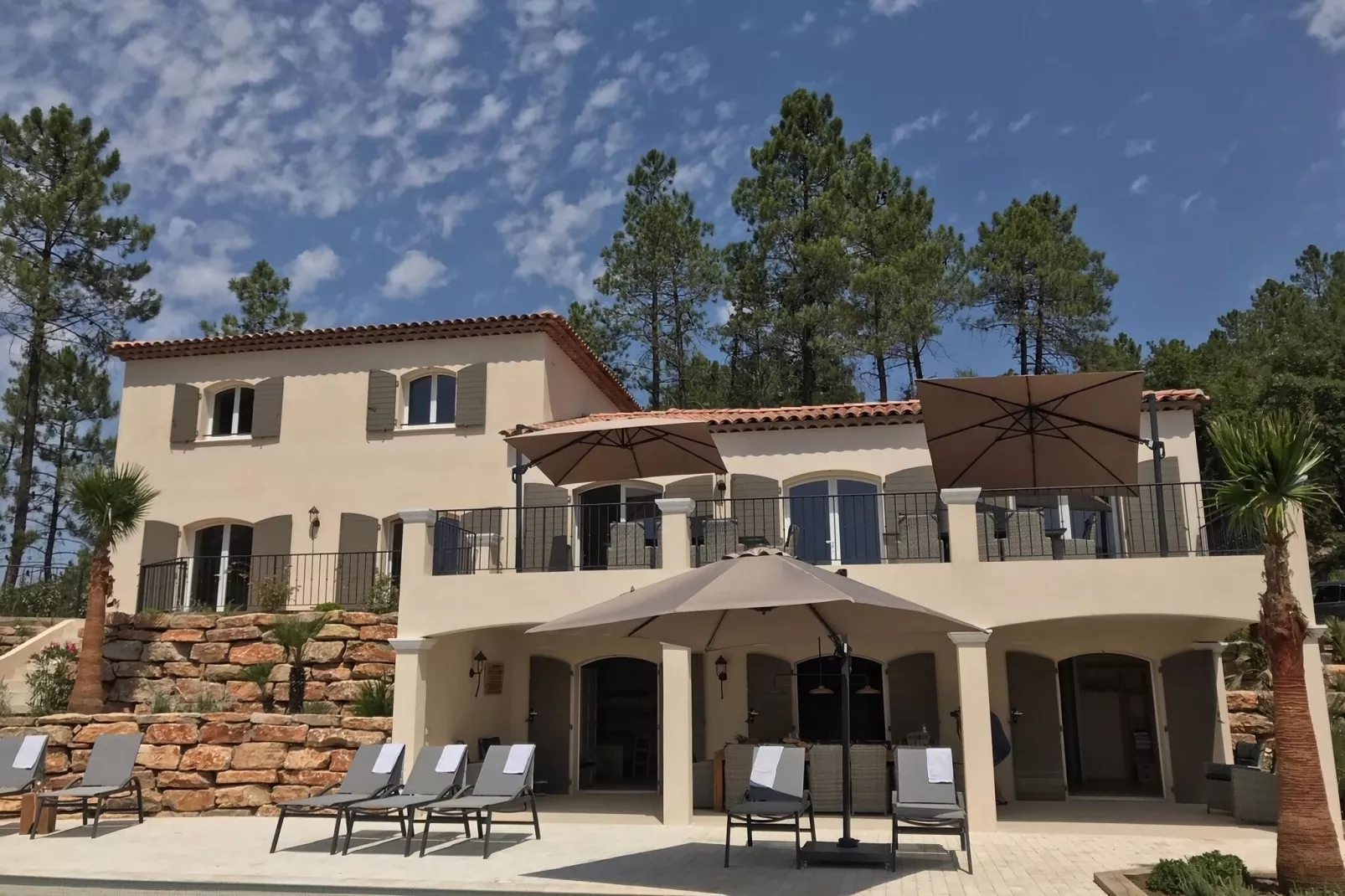 Villa Athos 14p-Exterior summer