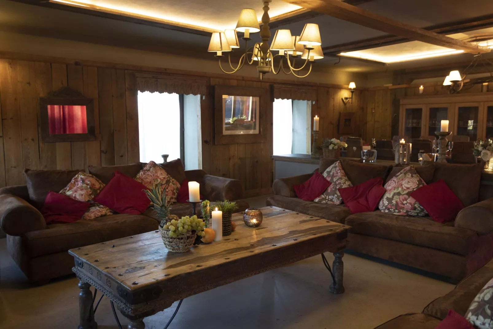 GÎTE CONTES DE SALME Lodge des Contes-Living room