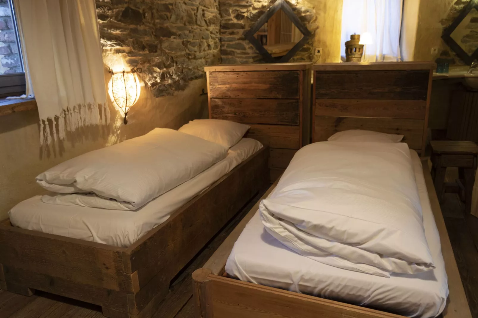 GÎTE CONTES DE SALME Lodge des Contes-Bedroom