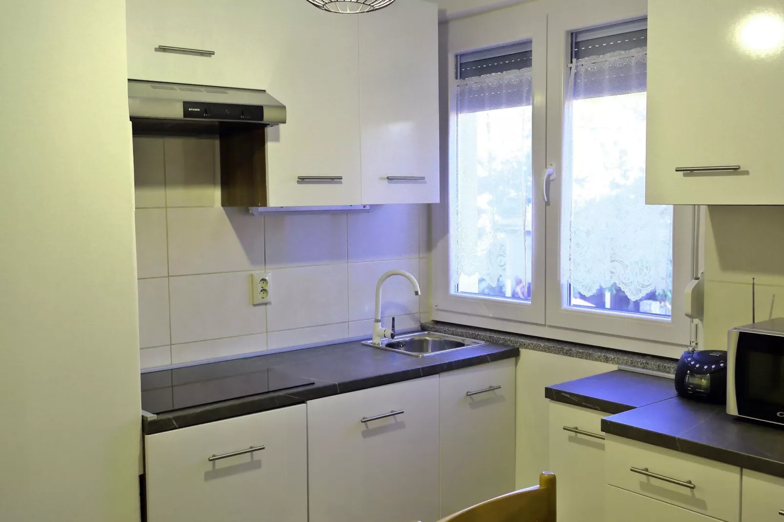 Apartment Karmen Šilo-Kitchen