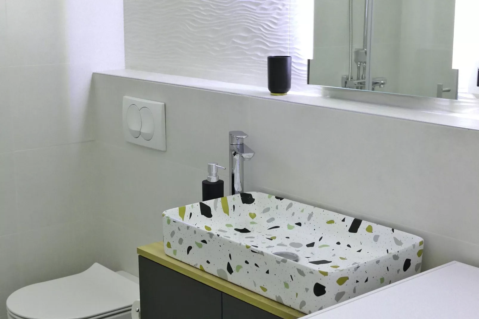 Apartment Karmen Šilo-Bathroom