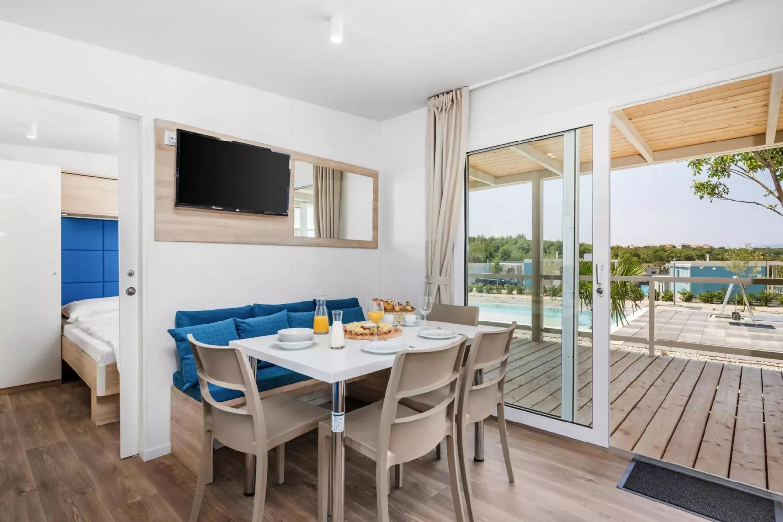 Mobile Homes Omisalj-Mobilhome DELUX 1 Strandreihe - Meerblick-Wohnzimmer