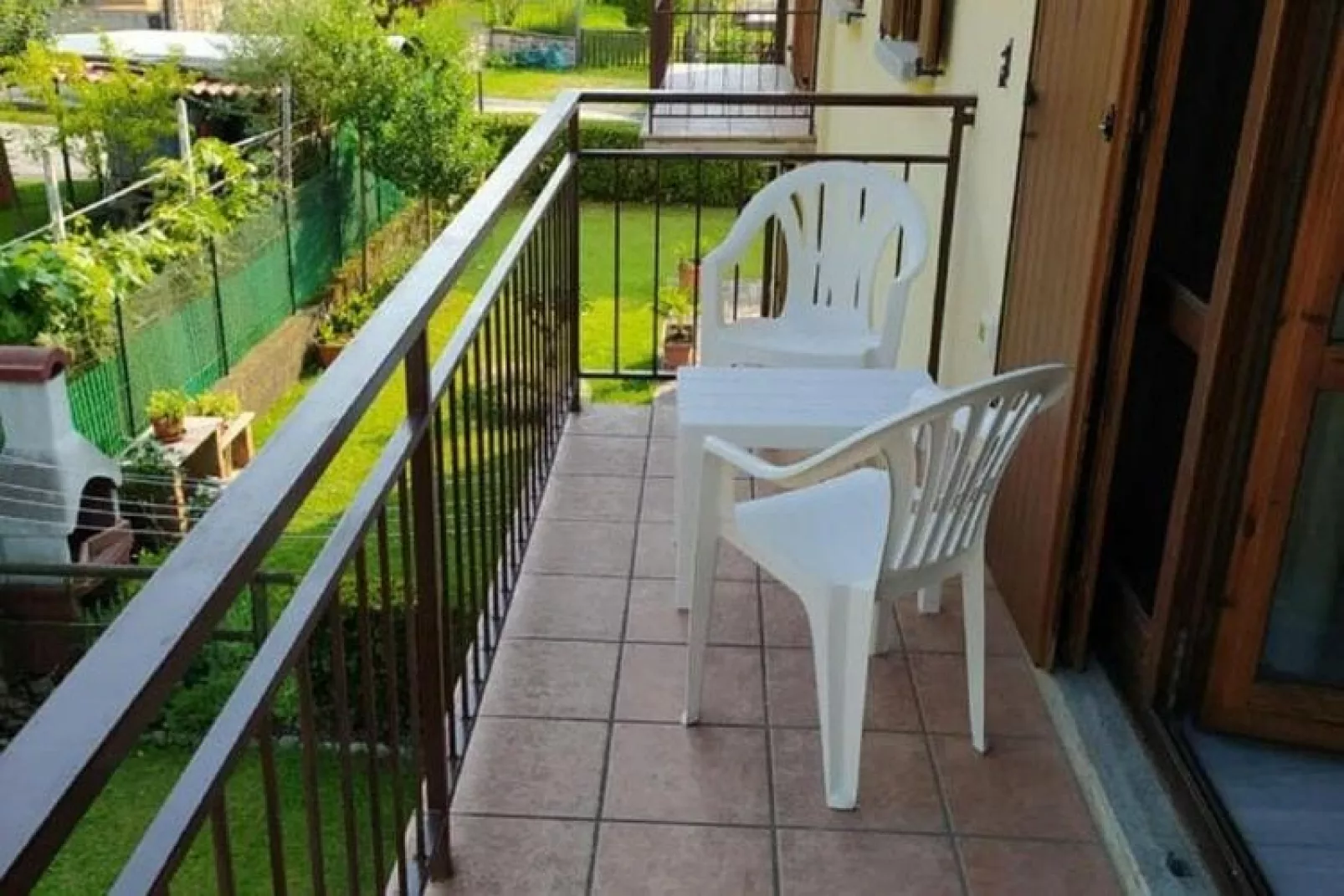 Alex Home 2-Terrace balcony