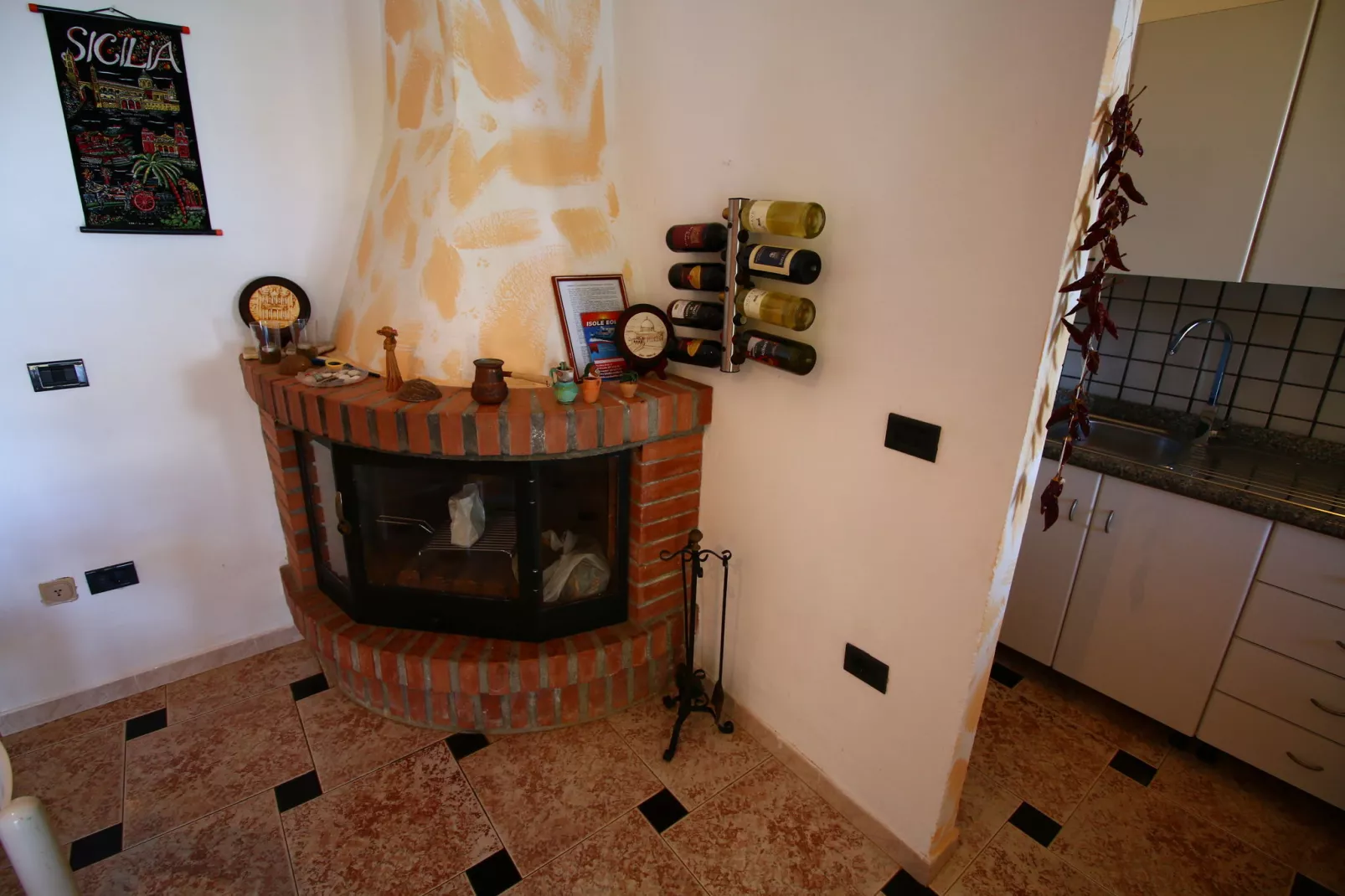 Olivia-Dining room