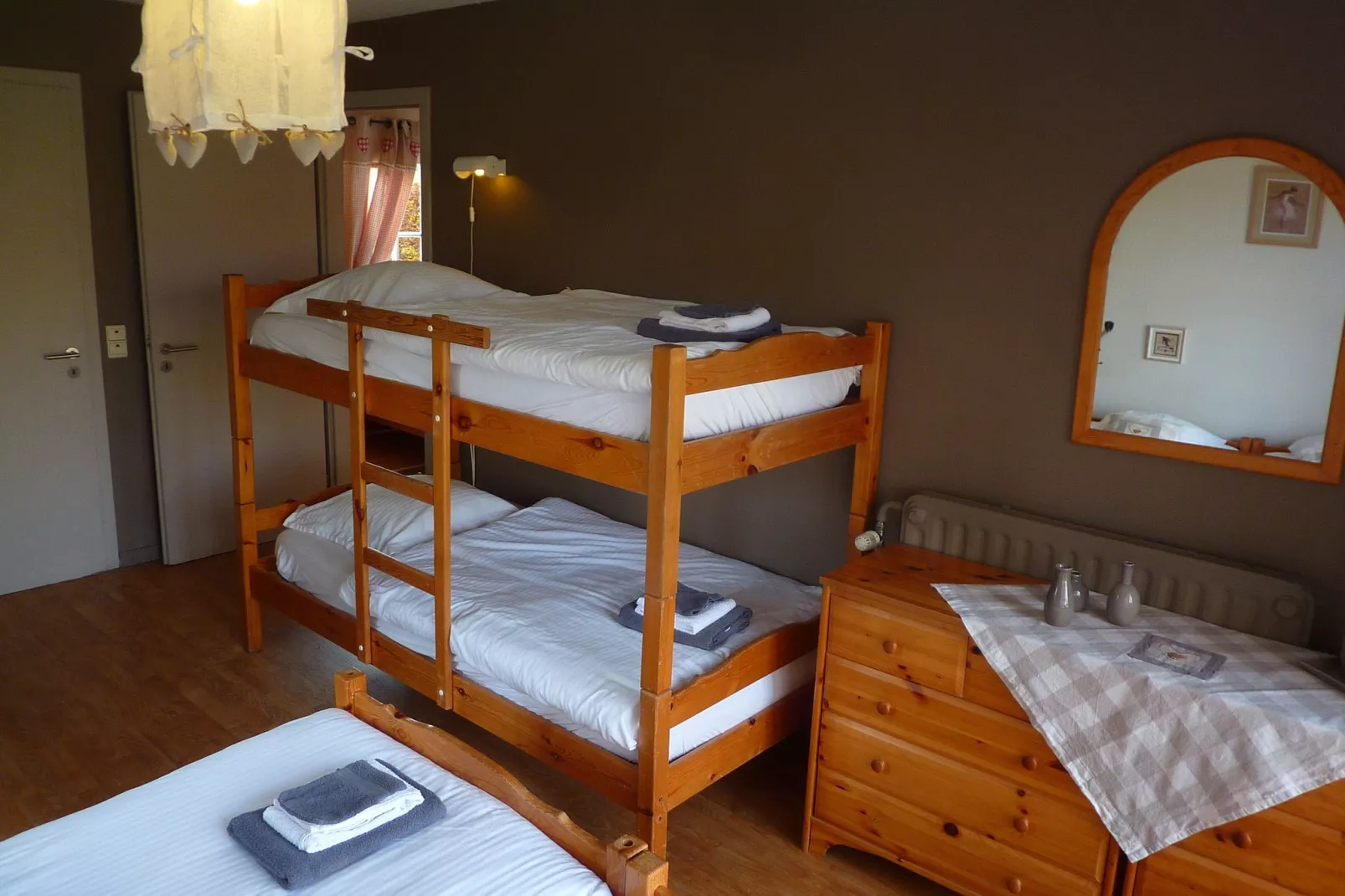 La Maison du Chasseur-Bedroom