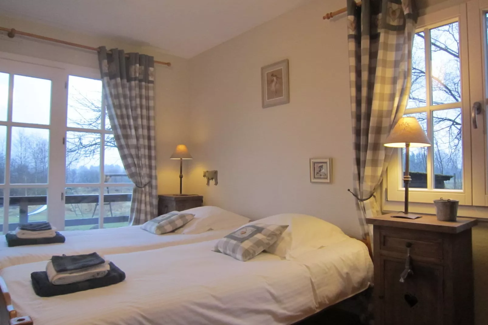La Maison du Chasseur-Bedroom
