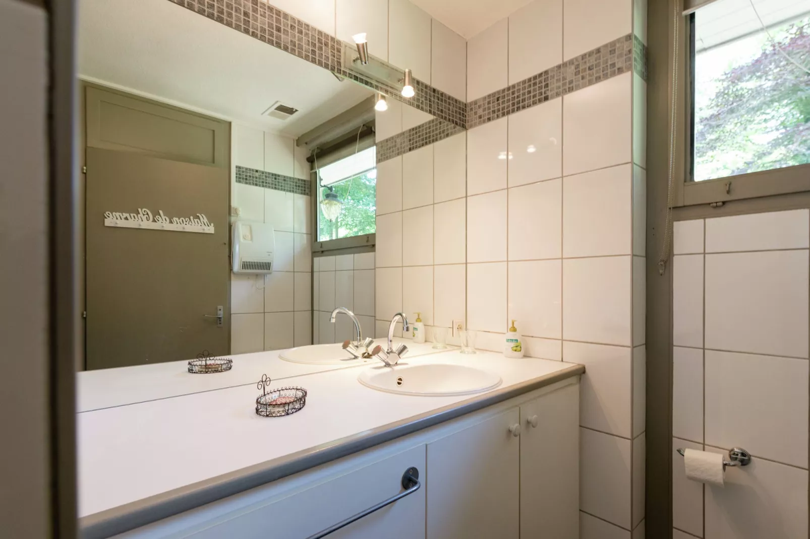 La Cascade-Bathroom