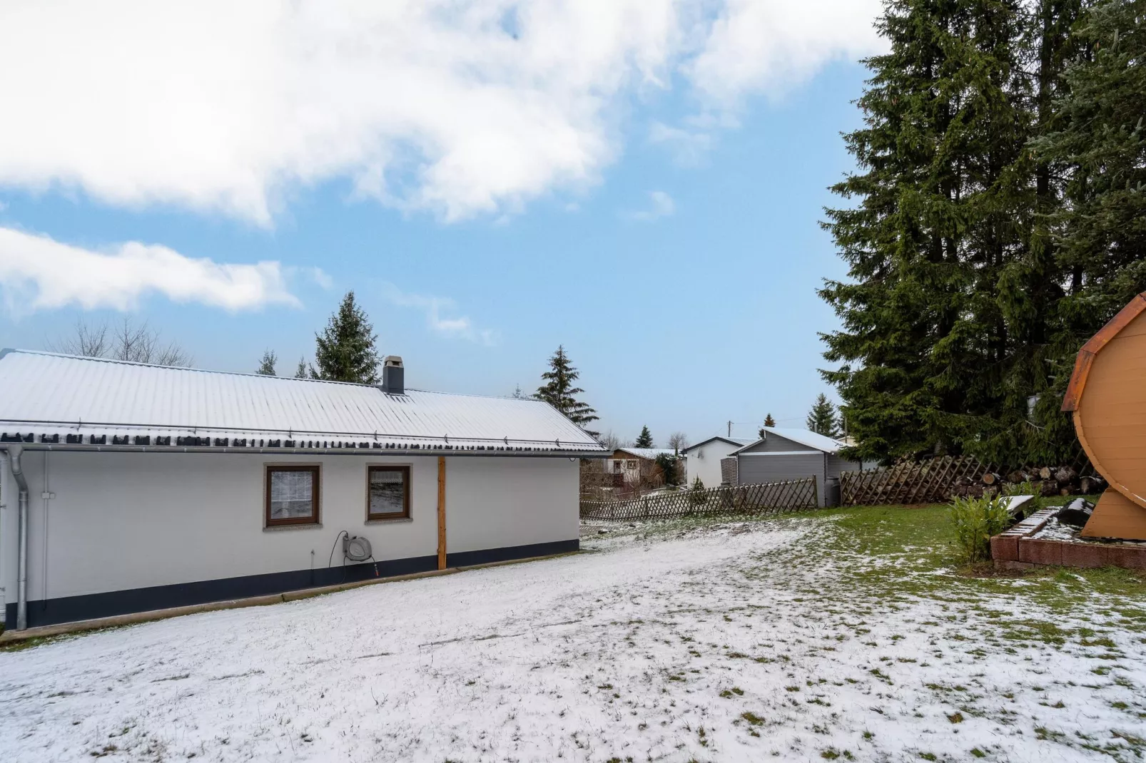 Ferienhaus Selma-Exterior winter