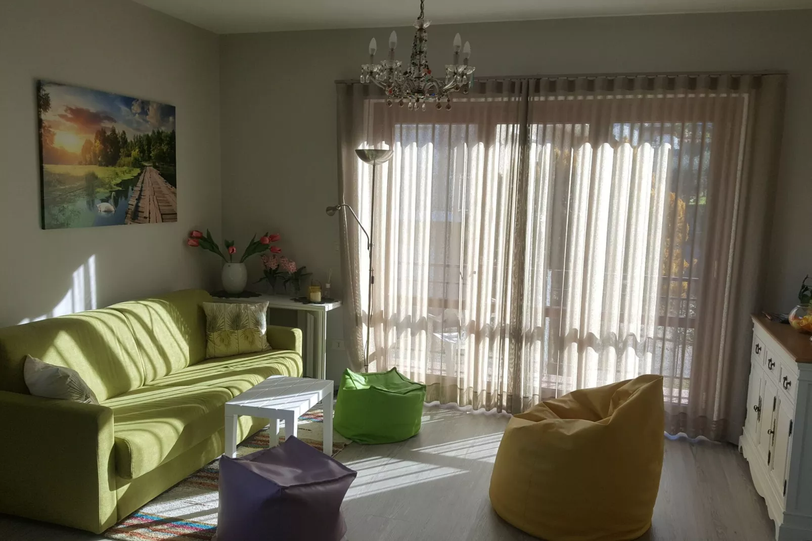 Alex Home 2-Living room