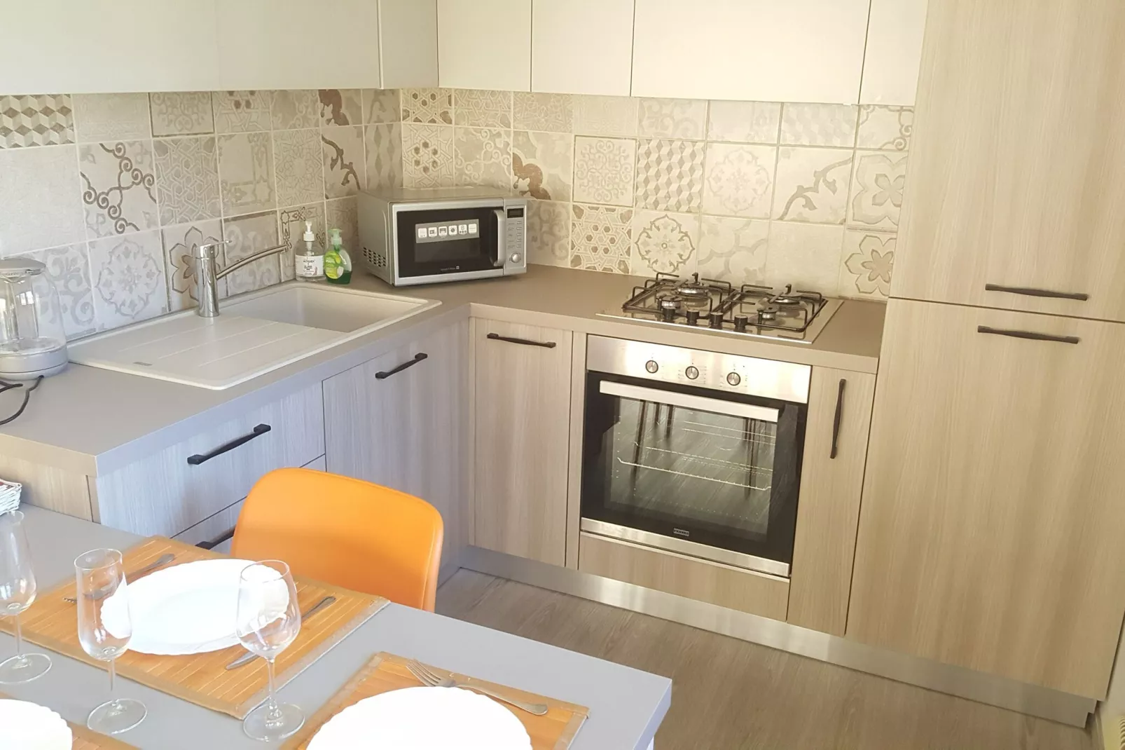 Alex Home 2-Kitchen