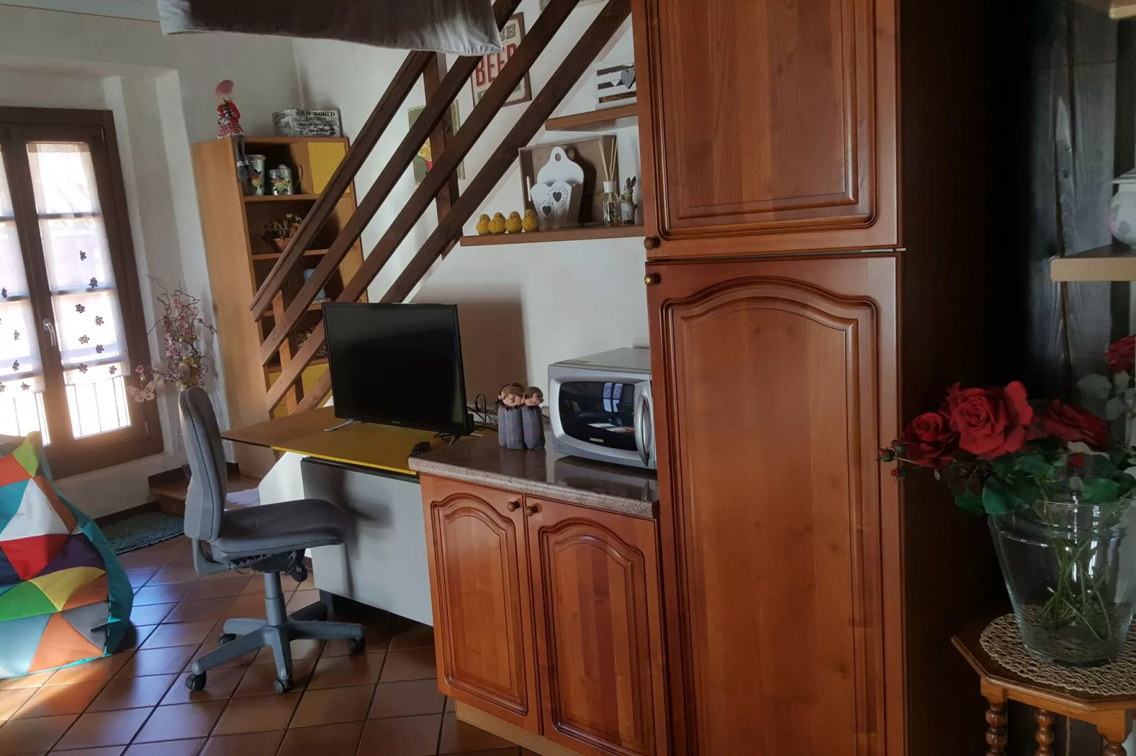 Alex Home 1-Living room
