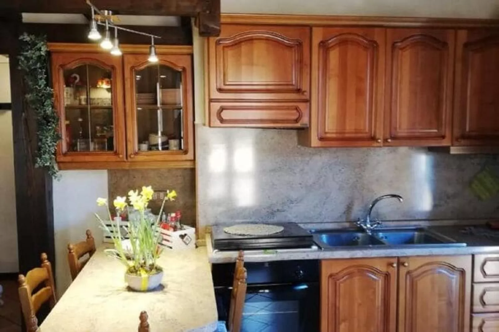Alex Home 1-Kitchen