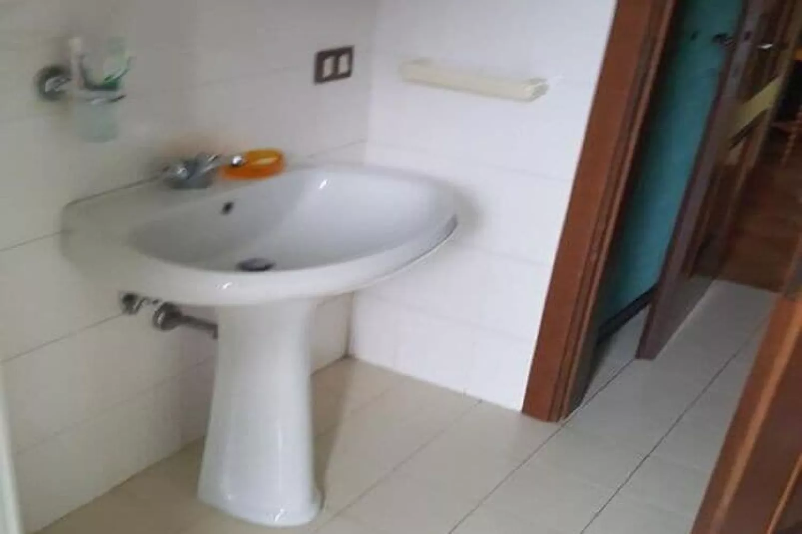Alex Home 1-Bathroom