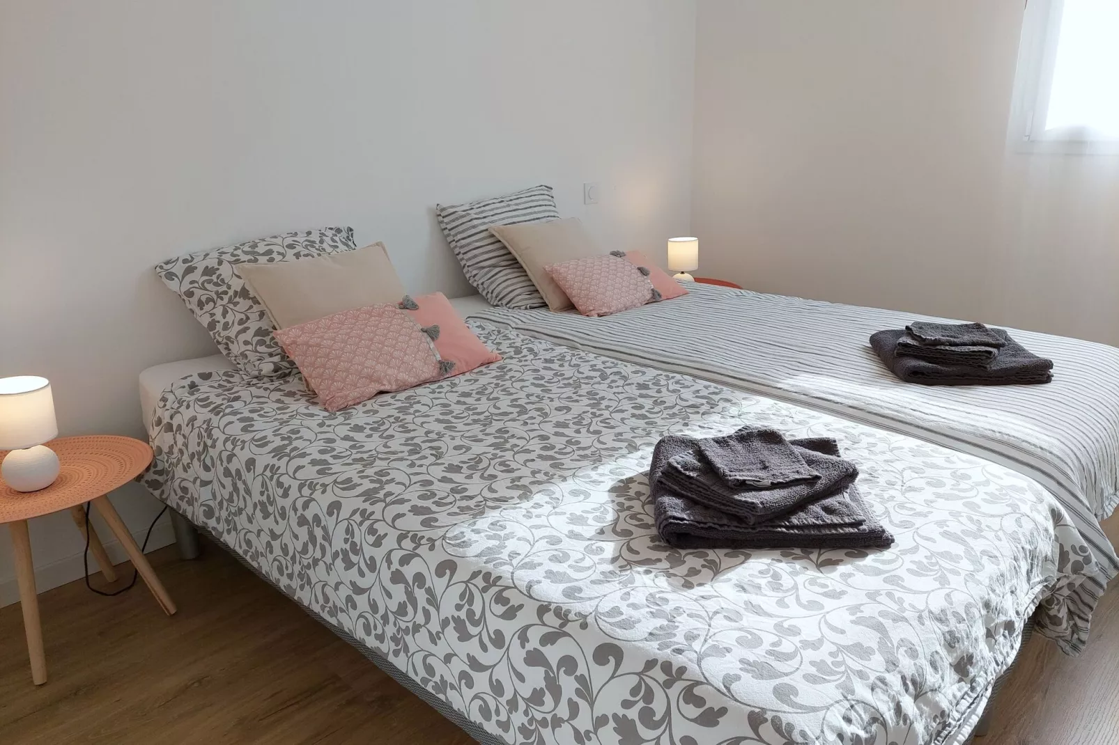Ebenerdiges Ferienhaus Cleder-Bedroom
