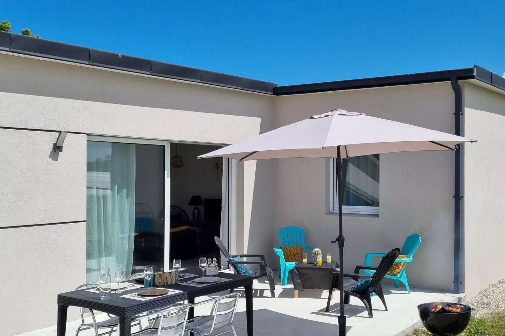 Ebenerdiges Ferienhaus Cleder-Terrace balcony