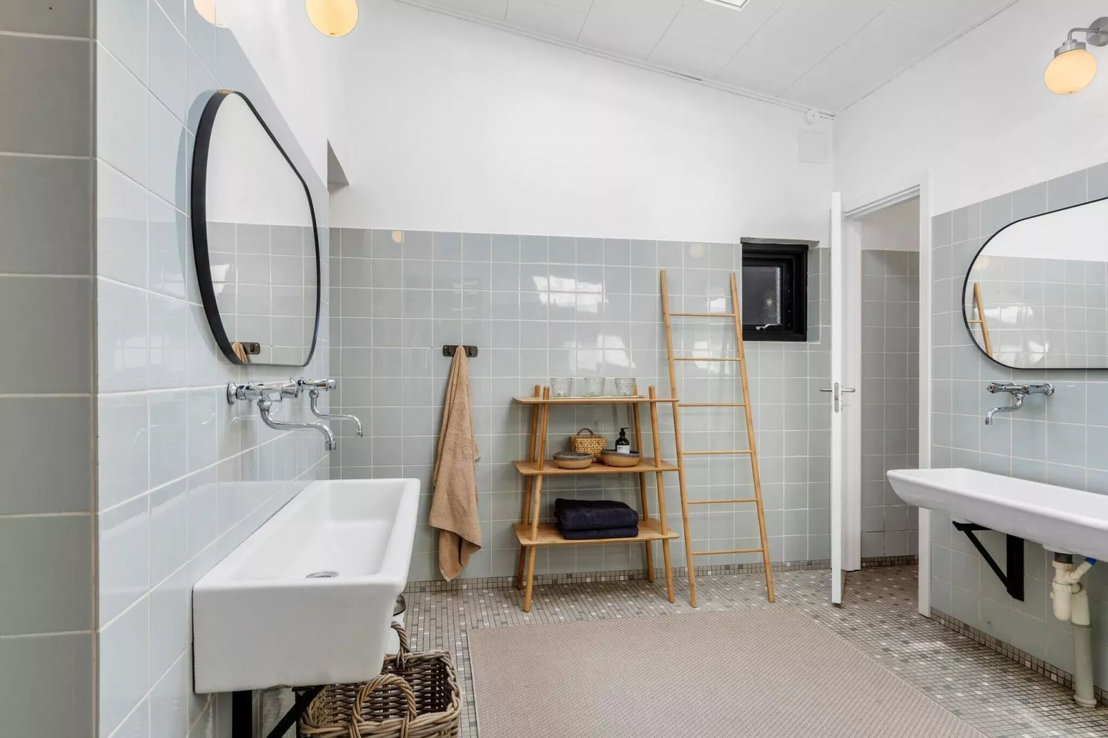 18 person holiday home in Frederiksværk-By Traum-Indoor