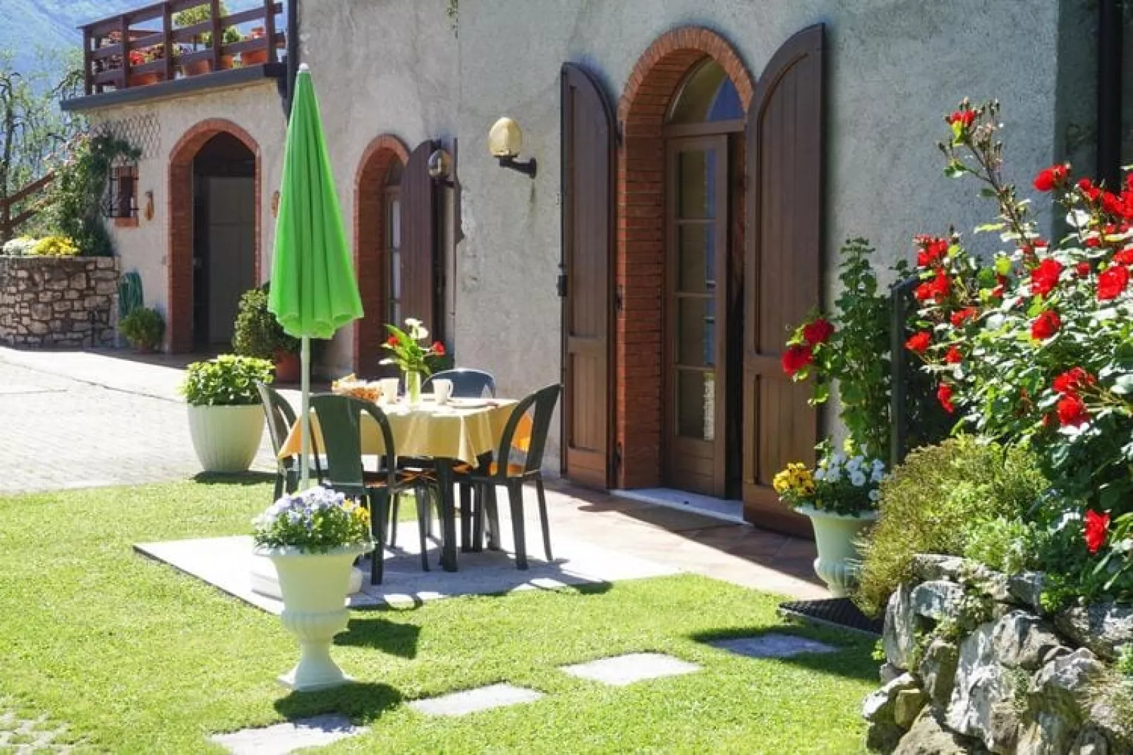 Apartments Casa Tamas, Limone-bilo 4 pax-Gardens summer
