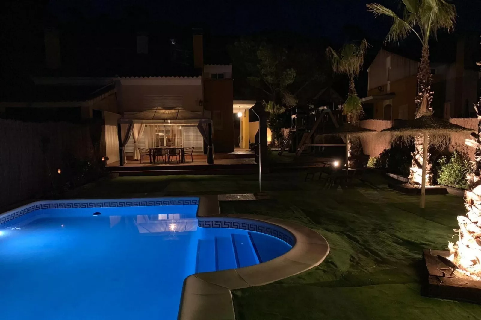 Haus in las Jaras - CT 120 CO 6 PAX-Pool