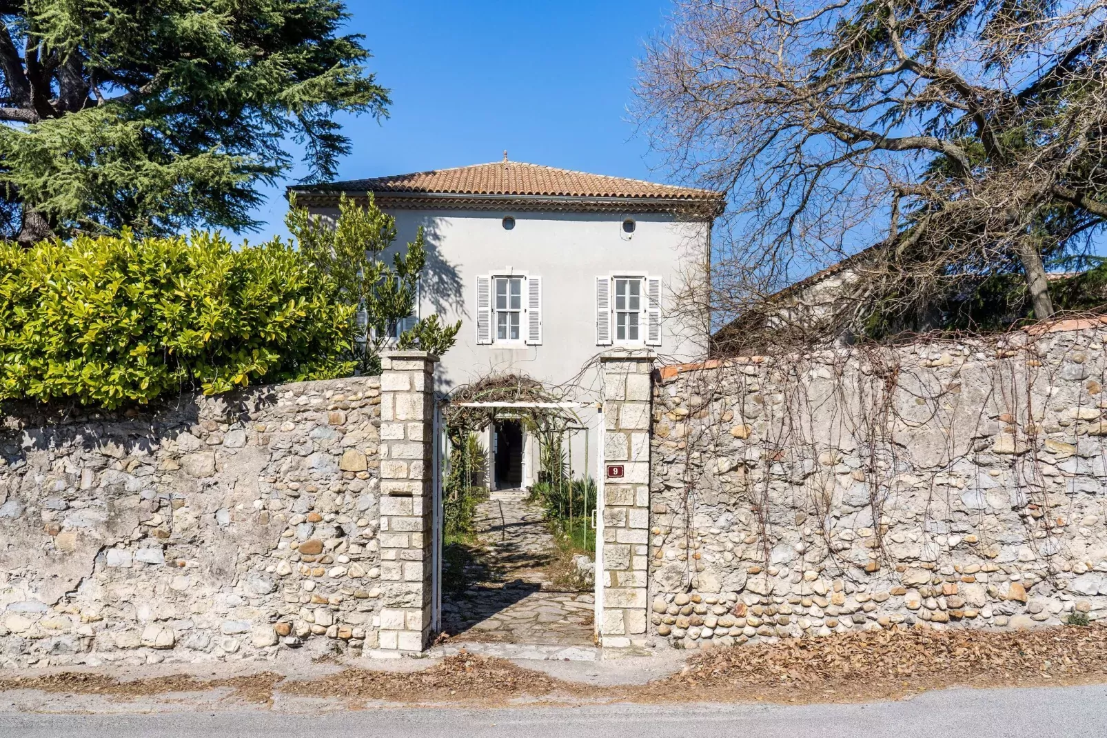 MAISON MASSANES/ BOULET-Exterior summer