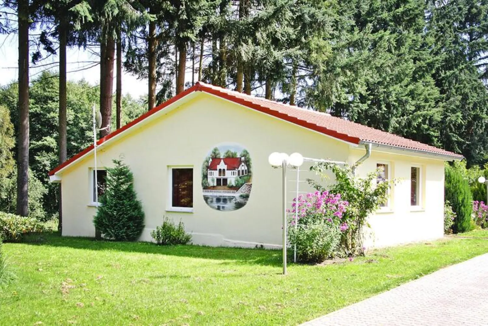 Ferienhaus Eldeblick 4 Personen direkt am Eldeufer in Parchim-Exterior summer