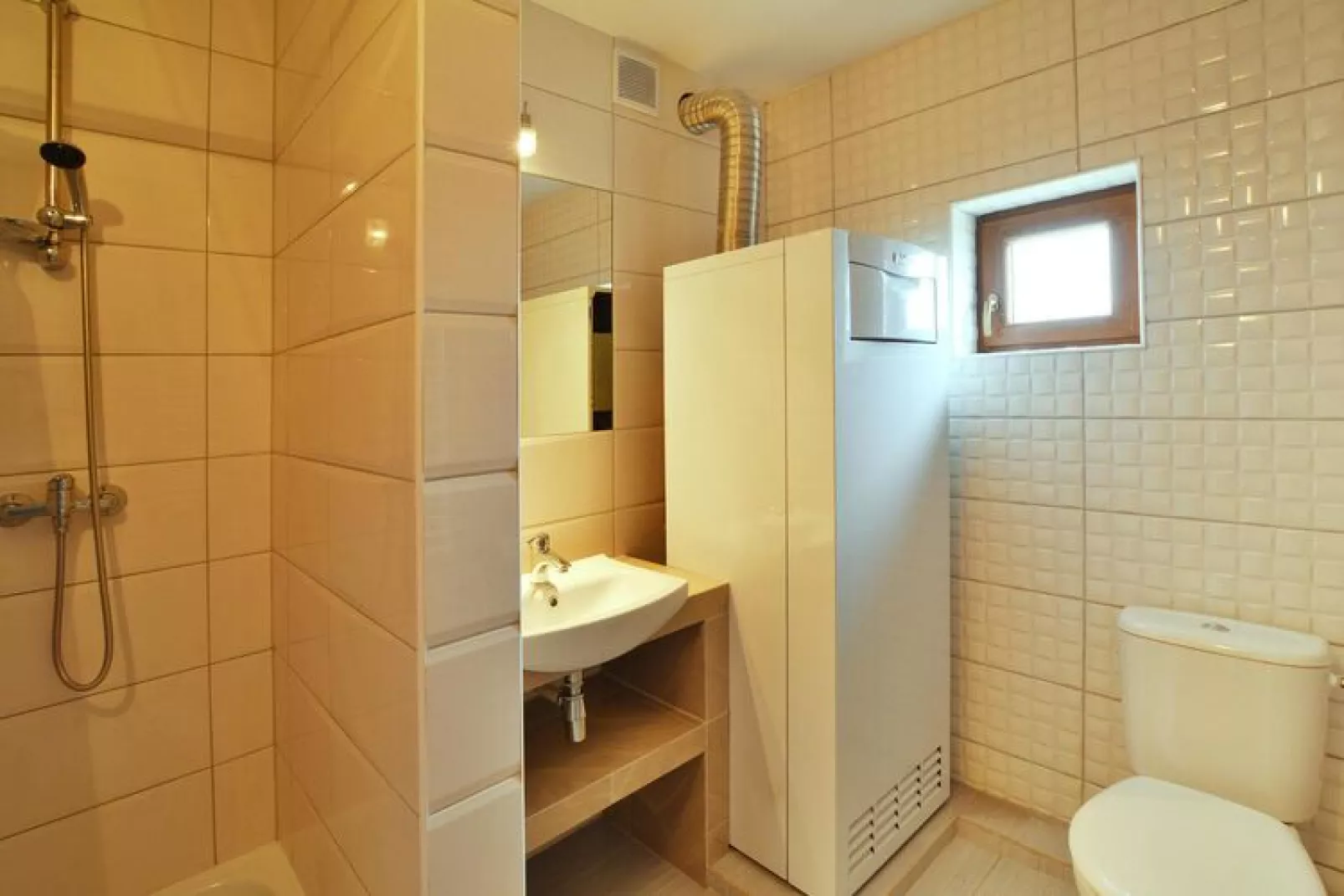 Dom DUŻY 86 m2 dla max 7 osób Sarbinowo-Salle de bain
