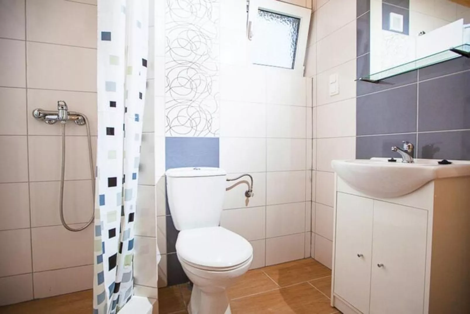 Domki wakacyjne 35 m2 dla 5 osób Rewal-Bathroom