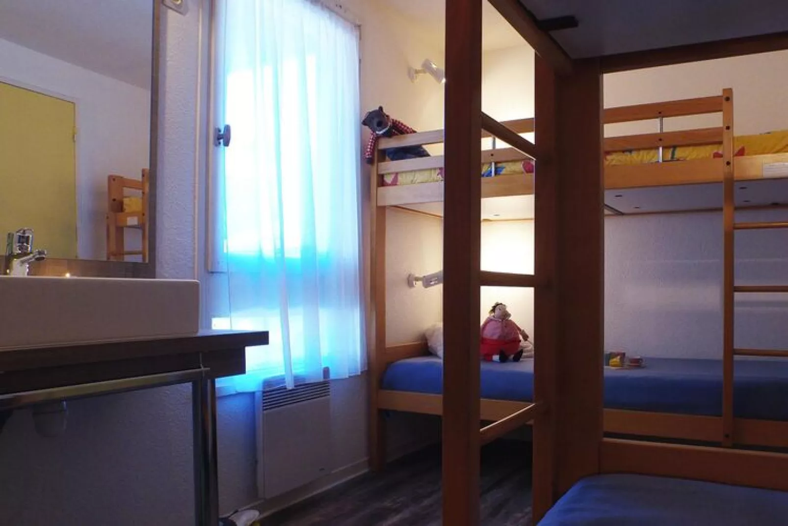 Holiday resort Soulac-sur-Mer Bordeaux Médoc - Soulac-sur-Mer // Gîte 3 pcs 5 pers et 1 bébé-Schlafzimmer