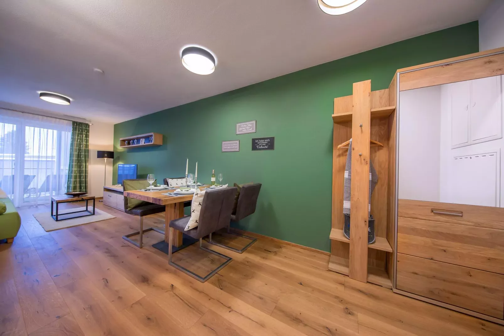 Helios Appartements-Esszimmer