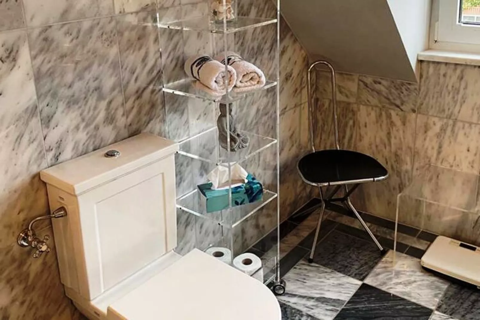 Bojendorf FehAmore 5 P-Bathroom