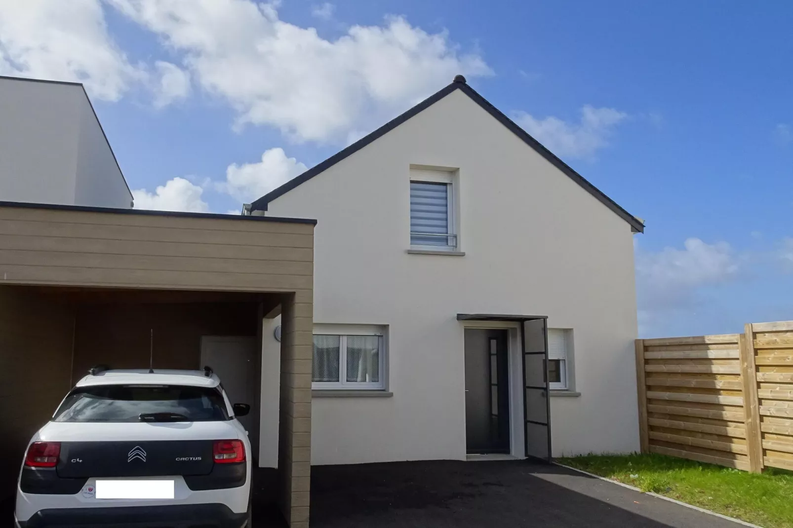 Holiday Home Paimpol-Exterior in summer