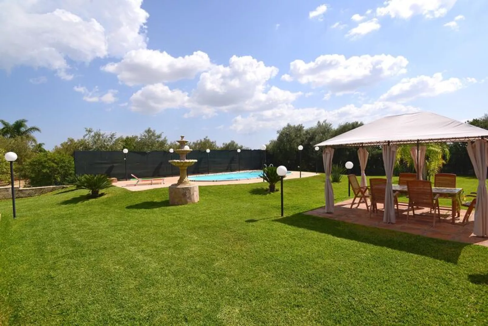 Holiday home Villa Sally mit Privatpool Floridia-Pool