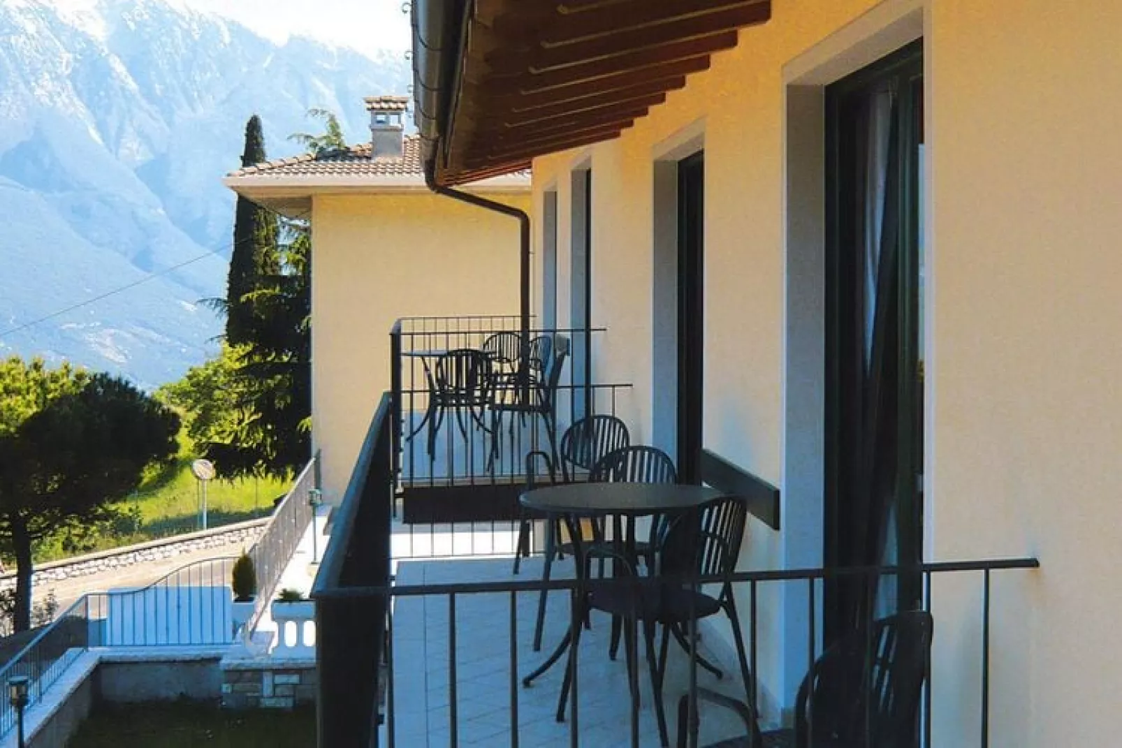 Apartments Cepo Pieve di Tremosine-trilo 4 pax-Terrace
