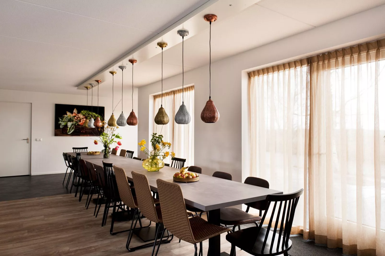 24 pers Pallertshuis Wellness de luxe met sauna en hout gestookte hottub-Dining room
